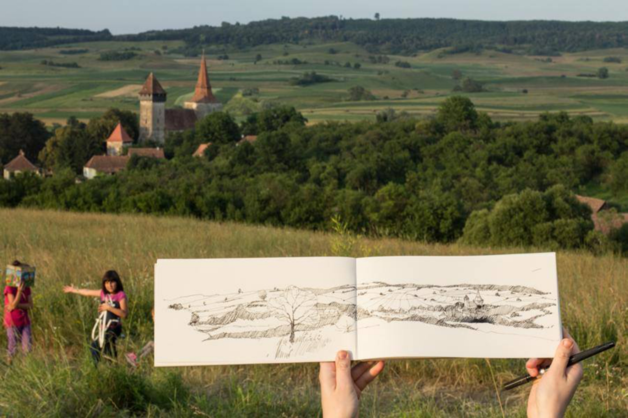 17_BurgLandschaft Transylvanien